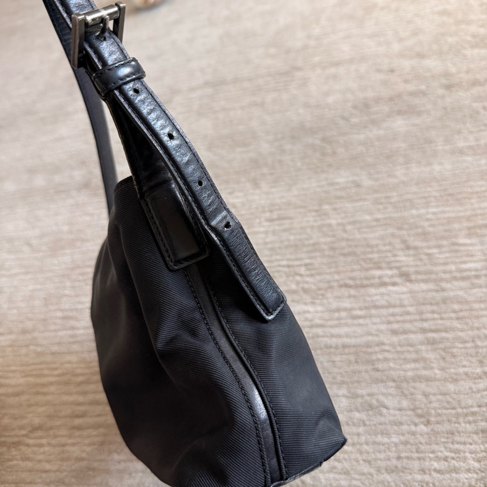 Vintage Coach 7406 Mercer Zip Shoulder Bag Black Fabric w/ Black leather accents - Picture 7 of 9